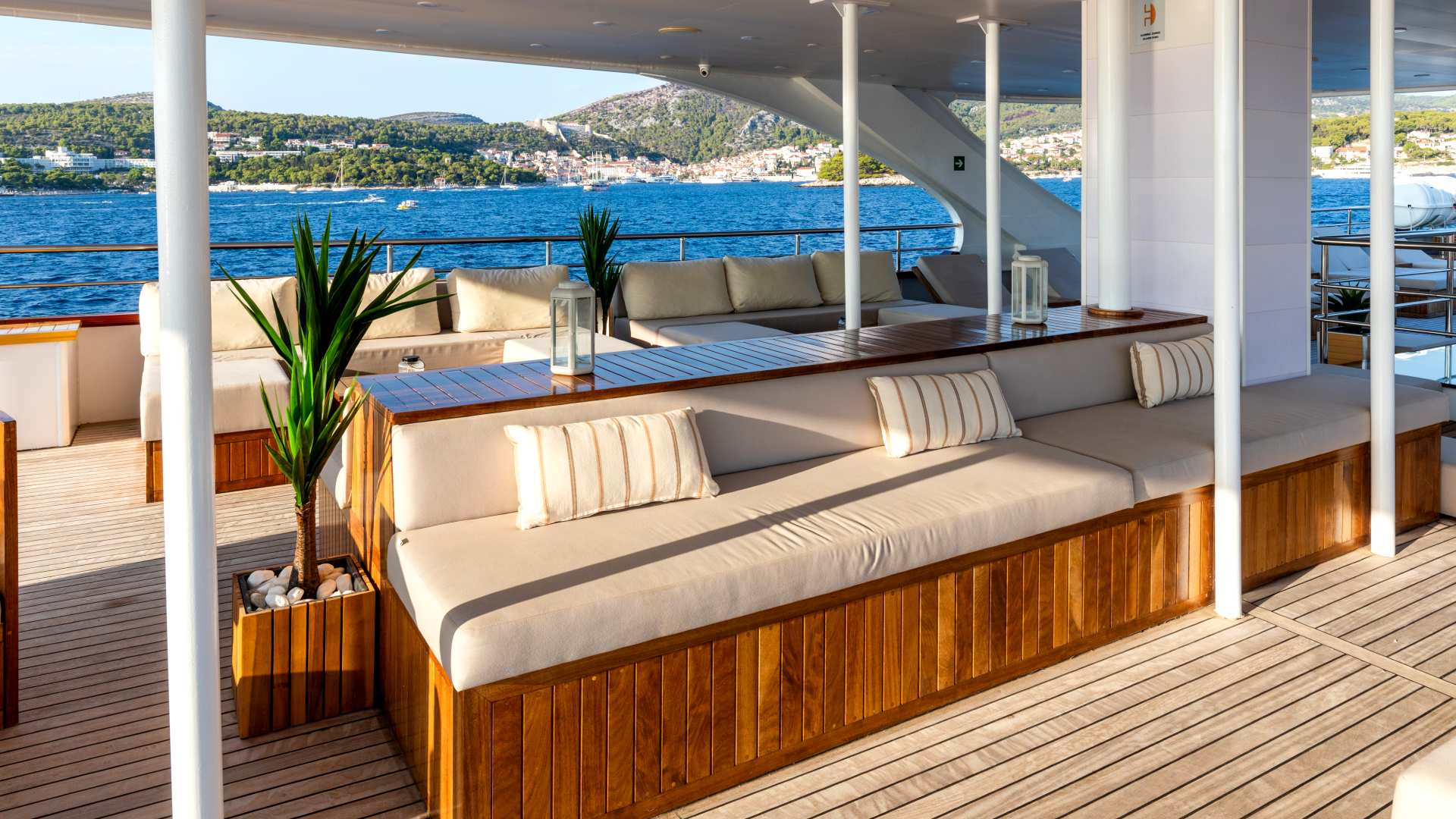 Bellissima sundeck