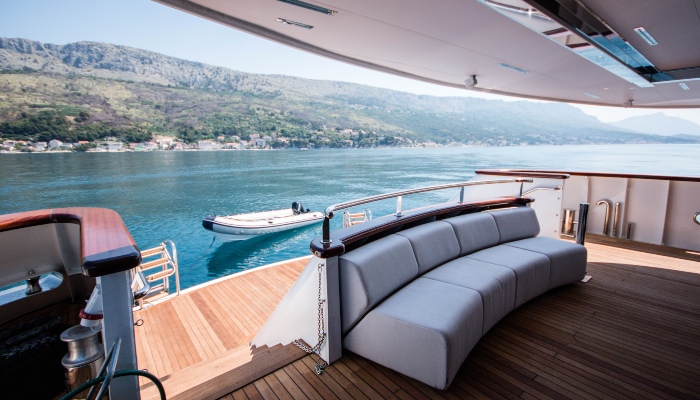 Cruise-ship-in-Croatia-light