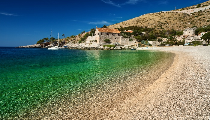 Dubrovica-Beach