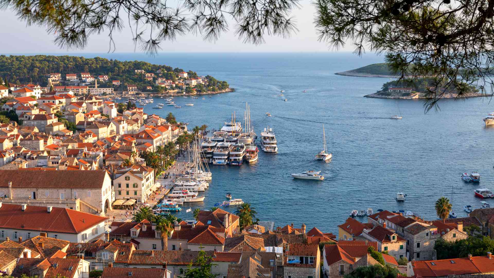 Hvar-1920x1080-1