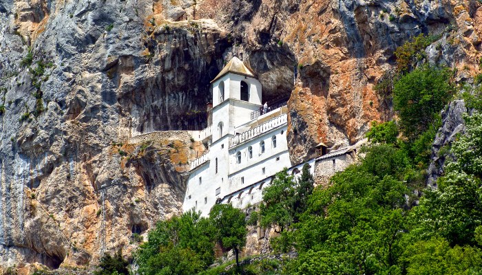 Ostrog-Monastery-Blog-Section-Image