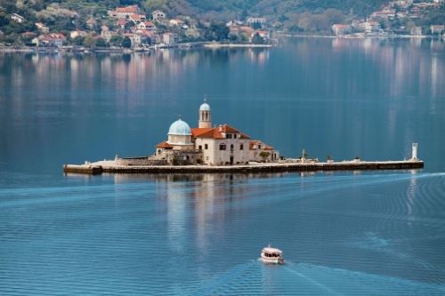 Church-of-our-Lady-of-the-Rocks-Montenegro