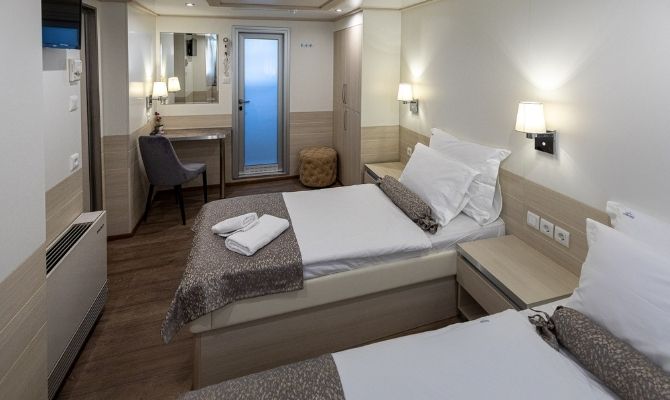 MS Adris Bedroom 2