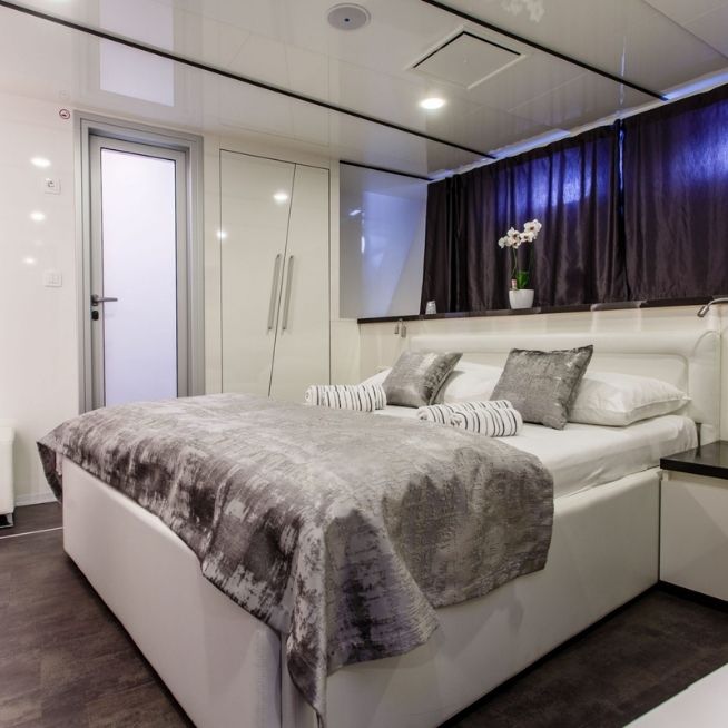 MS-Ban-Cabin