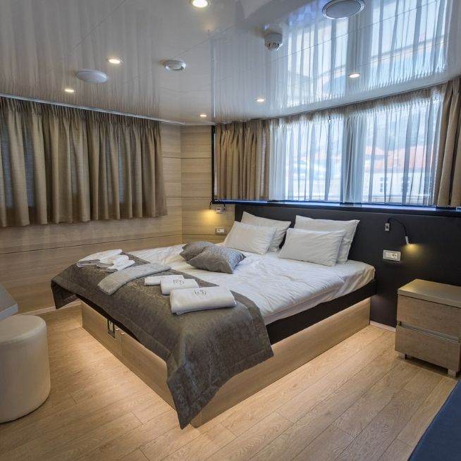 MS-Desire-Cabin