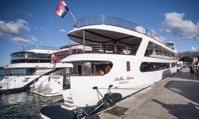 MS-Stella-Maris-Rear