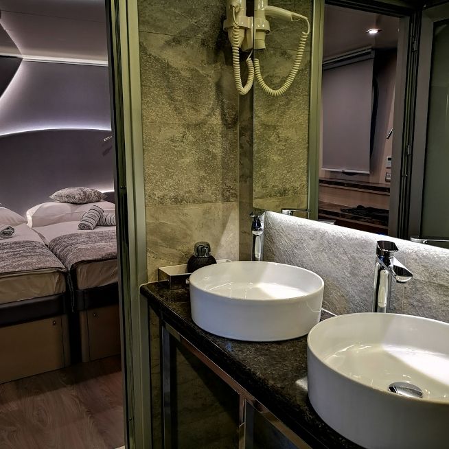 MS-Zeus-Bathroom