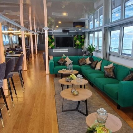 MV-Antaris-lounge
