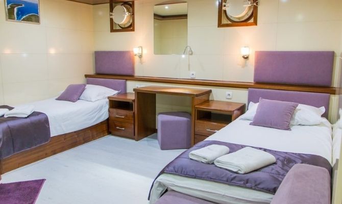 MV-Futura-Cabin