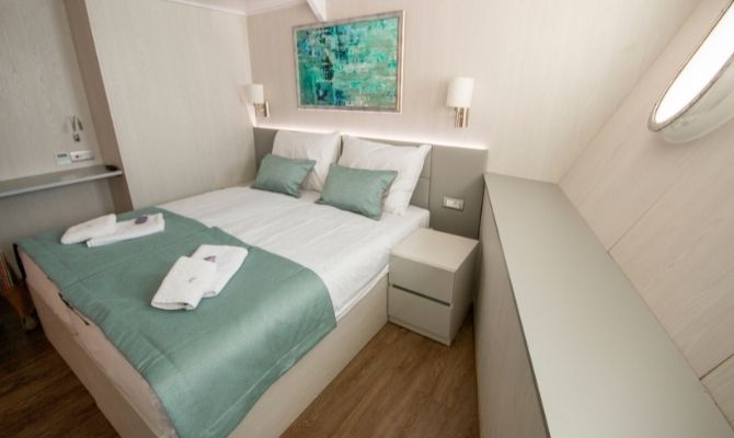 MV-Katarina-Cabin