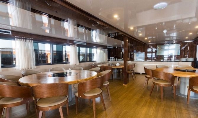 MV-New-Star-Restaurant-