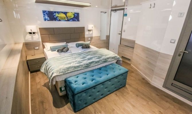 Nautilus-cabin.