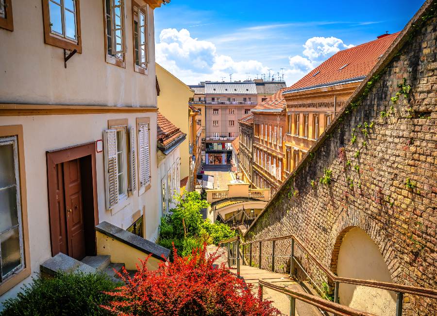 Zagreb-Street-Page-Image