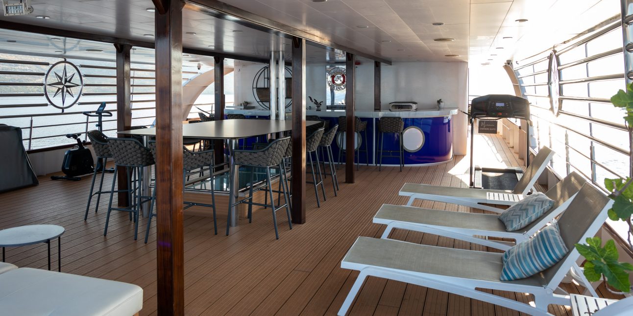 MV Memories Ship