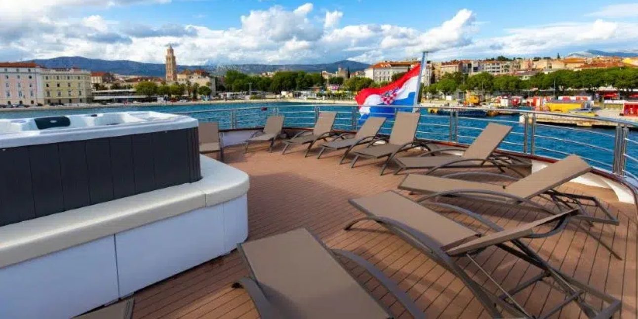 Phoenix-Sun-Deck