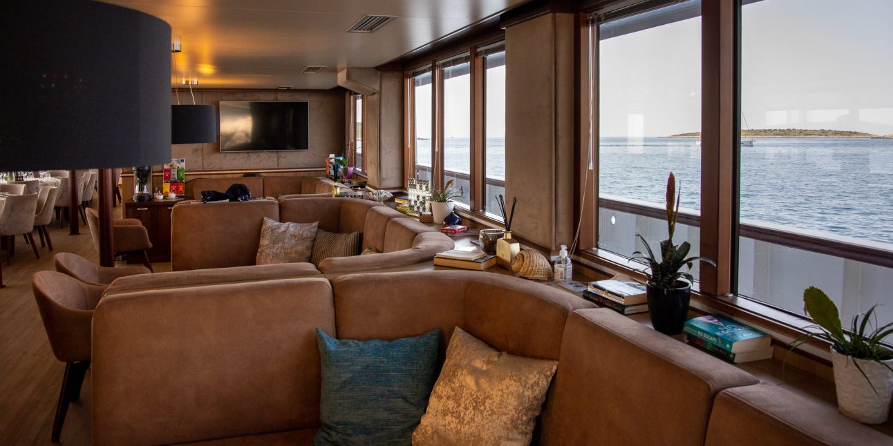 MV Memories Ship Inside