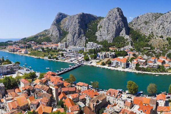 Omis-Town-1